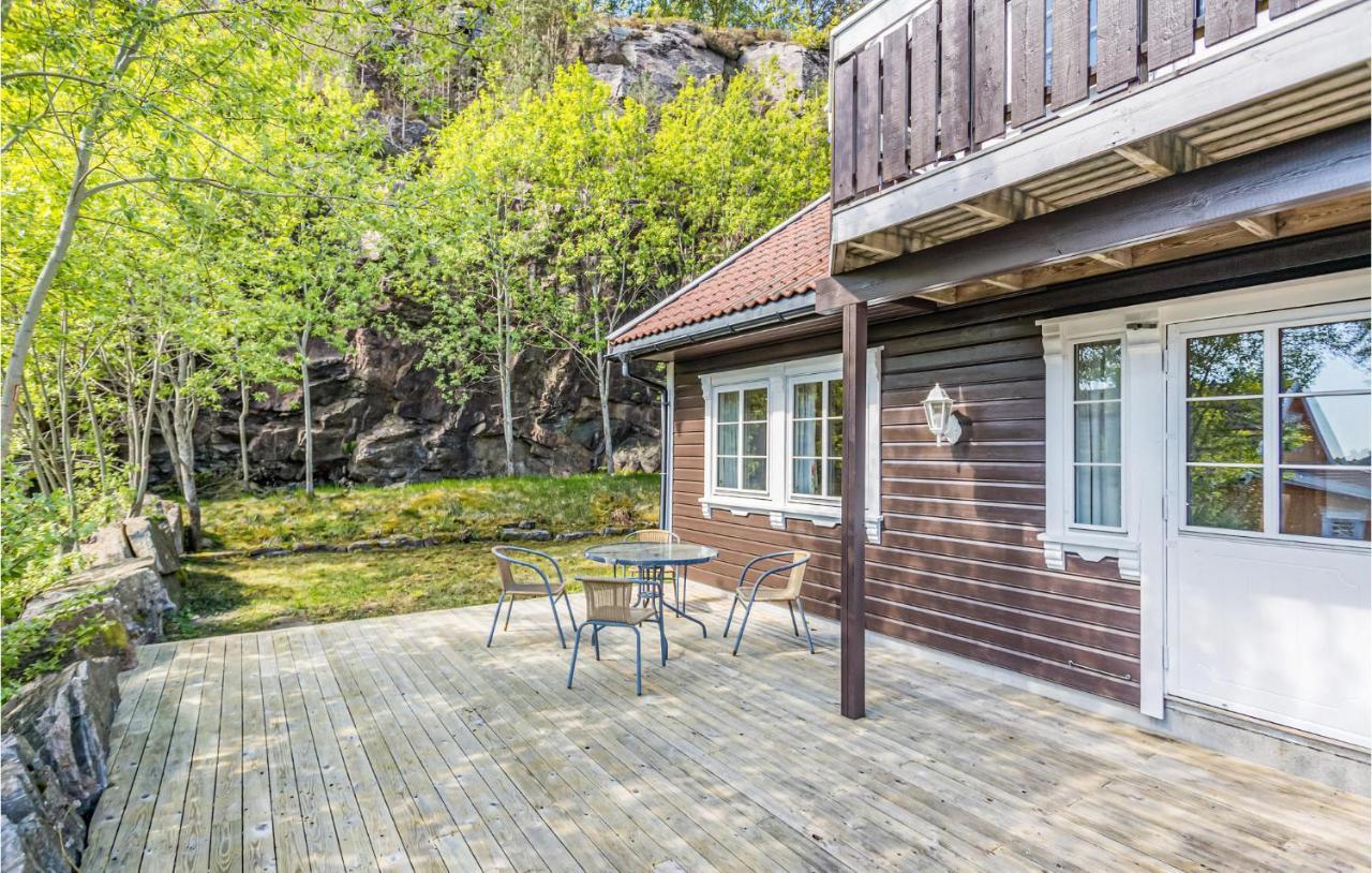 Gorgeous Home In Lindesnes With Kitchen Svenevik Exterior photo