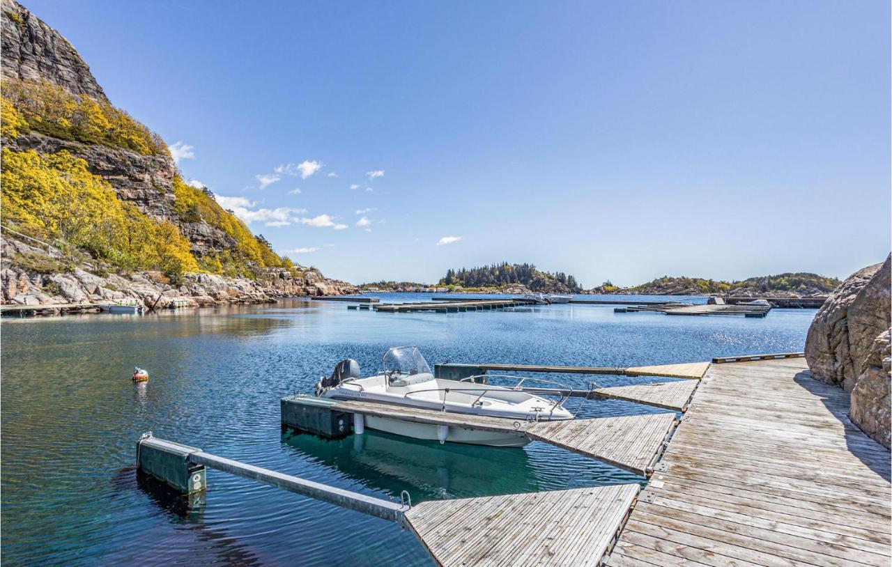 Gorgeous Home In Lindesnes With Kitchen Svenevik Exterior photo