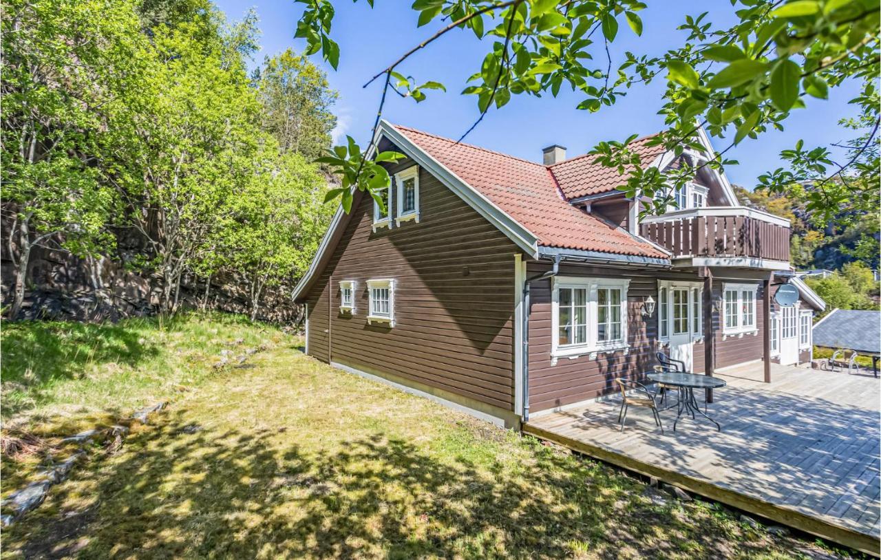 Gorgeous Home In Lindesnes With Kitchen Svenevik Exterior photo